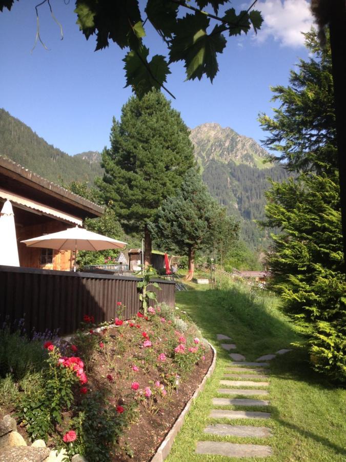 Pension Christophorus Hotel Garni Partenen Bagian luar foto