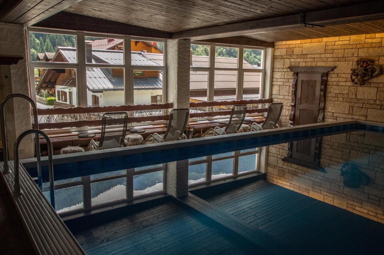 Pension Christophorus Hotel Garni Partenen Bagian luar foto
